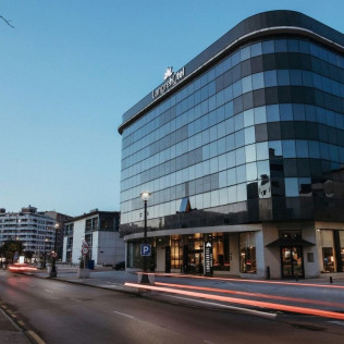 Circuito Spa y Masaje para dos en AZZ Asturias Langrehotel 4* (Langreo, Asturias)