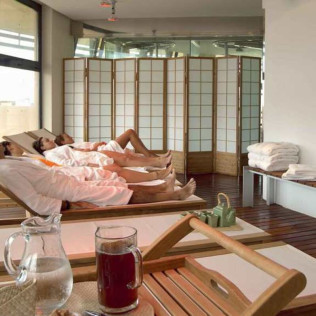 Circuito Spa y Desayuno para dos en Spa Les Oliveres (Tarragona)