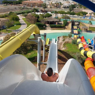 Entrada a Mario Park (Roquetas de Mar, Almería)