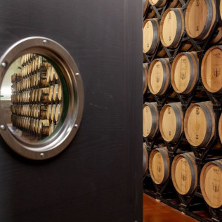 Visita y Cata de Vino en Bodega y Viñedos Martín Berdugo (Aranda de Duero, Burgos)