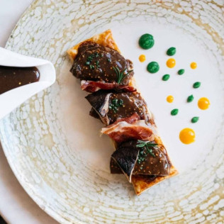 Experiencia Gastronómica: Comida o Cena para dos en Restaurante del Hotel Mas Passamaner 5* (La Selva del Camp, Tarragona)