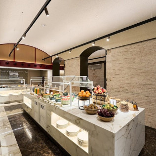 Circuito Spa, Masaje y Desayuno en Hotel Catalonia Plaza Catalunya 4* (Barcelona)