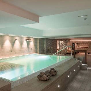 Circuito Spa, Masaje Corporal y Facial en Hotel Catalonia Atenas 4* (Barcelona)
