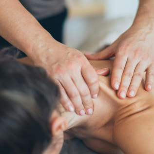 Masaje Relajante, Terapéutico, para Embarazadas o Facial Kobido a Domicilio (Madrid)