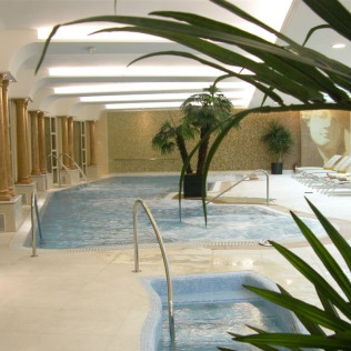 Circuito Spa, Masaje Relajante y Desayuno en Hotel Beatriz Toledo Auditorium & Spa 4* (Toledo)