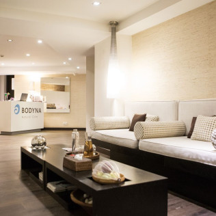 Masaje Relajante o Balinés en Hotel Hospes Puerta de Alcalá 5* (Madrid)