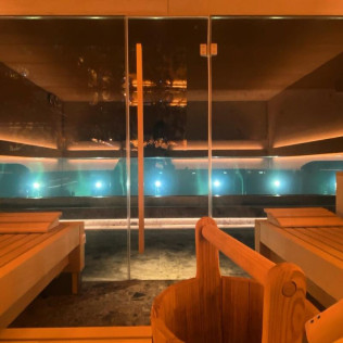 Circuito Spa y Masaje de 45' en Le Max Wellness Club del Hotel Wellington 5* (Madrid)