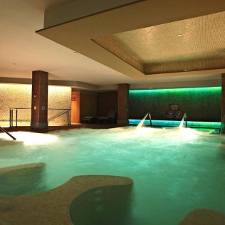 Masaje, Jacuzzi Privado y Circuito Spa para dos en Sandos Monaco Hotel & Spa 4* (Benidorm, Alicante)