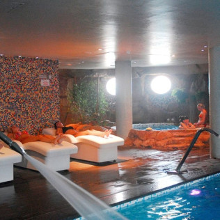 Circuito Spa y Quiromasaje Sensorial Craneofacial para dos en Olympic Spa & Sport Club (Lloret de Mar, Girona)