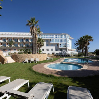 Circuito Spa y Masaje para dos en Hotel Catalonia Mirador Des Port 4* (Maó, Menorca)