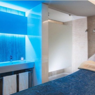 Circuito Spa Mare Nostrum y Masaje Duorelax en Pareja en Sallés Hotel Pere IV 4* (Barcelona)