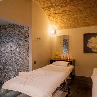 Circuito Spa y Masaje Relajante para dos en Spaxión del Hotel Áurea Convento Capuchinos 5* (Segovia)
