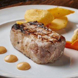 Menú para dos en el Restaurante Abrasador Asador San Isidro (Madrid)