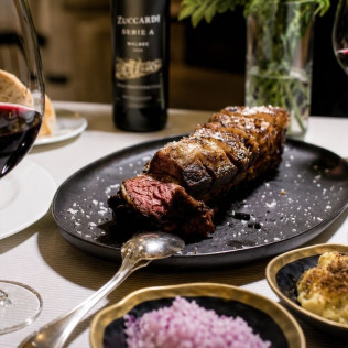Menú Degustación para dos en Pazo Los Escudos Hotel & Spa Resort 5* (Vigo)
