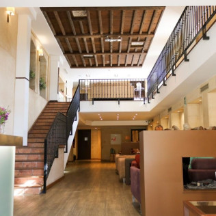 Menú Ejecutivo de 4 Platos en Hospes Palacio de San Esteban 5* (Salamanca)