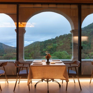 Circuito Spa y Menú Degustación para dos en Hotel Finca Llongarriu 4* (Vall de Bianya, Girona)