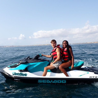 Excursión a Tabarca en Moto de Agua con Almuerzo (Alicante)