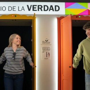 Entrada al Museo de la Felicidad (Madrid)