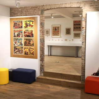 Entrada al Museu del Còmic i la Il·lustració (Sant Cugat del Vallés, Barcelona)