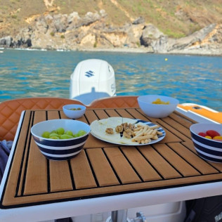 Sunset Connection: Salida Privada en Barco con Snorkel, Aperitivo Mediterráneo y Cava (Arguineguín, Las Palmas de Gran Canaria)