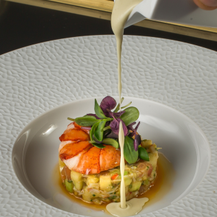 Circuito Spa en OASIS Wellness & Spa y Comida en Restaurante SOFIA Bar & Tapas para dos en Grand Hyatt Barcelona 5* (Barcelona)