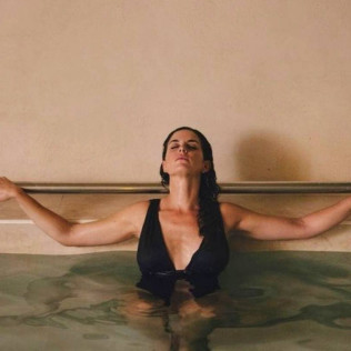Experiencia Oasis Masaje: Masaje y Piscina de Sales de Epsom en Oasis Spa Sevilla (Sevilla)