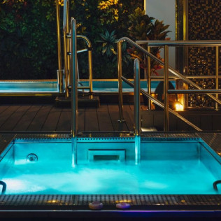 Ritual Oasis: Spa y Masaje con Opción de Degustación de Vino en Oasis Spa Sevilla (Sevilla)