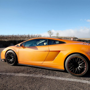Conducir Ferrari y Lamborghini en Carretera (5 localizaciones)