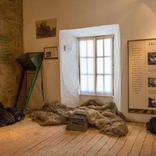 Oleoturismo ‘Hacienda La Laguna’: Entrada y Visita al Museo y Taller de Iniciación a la Cata de Aceites para dos (Puente del Obispo, Jaén)