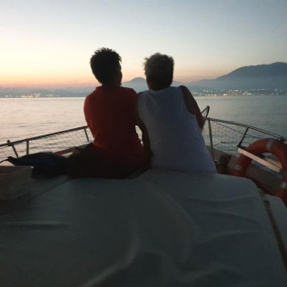 Paseo en Barco con Degustación de Tapas al Atardecer para dos (Estepona, Málaga)