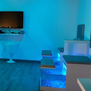 Pack Mimo y Relax: Masaje Corporal con Aromaterapia, Pedicura, Cóctel y Macaron en Las Termas de Ruham (Alcorcón, Madrid)