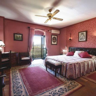 Pack Hotel y Visita a Bodega con Cata