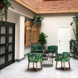 Escapada con Jacuzzi en la Habitación y Desayuno en Hotel Palacio Torre de Galizano 4* (Galizano, Cantabria)
