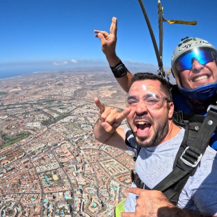 Salto Tándem en Paracaídas con Fotos y/o Vídeo (Maspalomas, Gran Canaria)