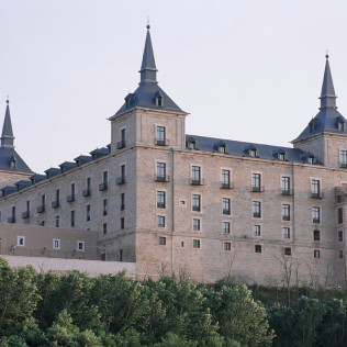Mesa para dos: Comida o Cena para dos personas en Parador de Lerma (Burgos)