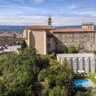 Mesa para dos: Comida o Cena para dos personas en Parador de Monforte de Lemos (Lugo)