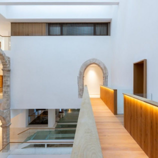 Escapada con Desayuno y Comida o Cena para dos en Parador de Ibiza 4* (Ibiza)