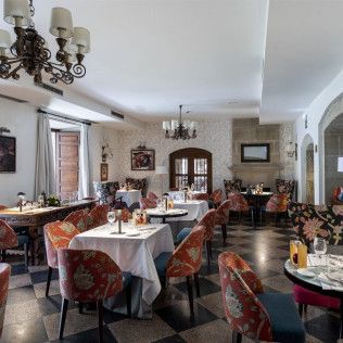 Mesa para dos: Comida o Cena para dos personas en Parador de Pontevedra (Pontevedra)