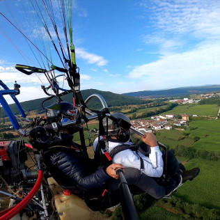 Vuelo en Paramotor con Vídeo (Legarda, Navarra)