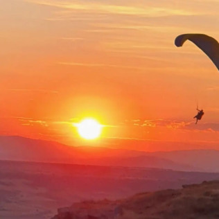 Vuelo en Parapente con Vídeo (Alarilla, Guadalajara)
