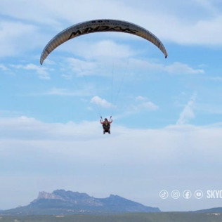 Vuelo en Parapente (Ódena, Barcelona)