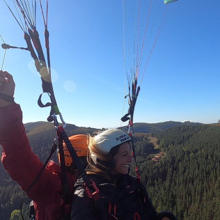 Vuelo en Parapente con Vídeo HD (Orduña - Villalba de Losa, Vizcaya)