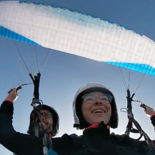 Vuelo en Parapente Biplaza con Vídeo en Sierra Nevada (Cenes de la Vega o Purche, Granada)