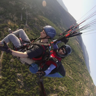 Vuelo en Parapente en Somosierra (Madrid / Segovia)