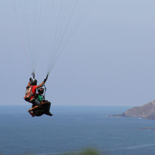 Vuelo en Parapente con Vídeo (Sopelana, Vizcaya)