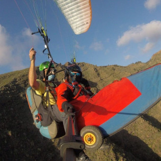 Vuelo de Iniciación al Parapente (Las Moraditas - Adeje, Tenerife)