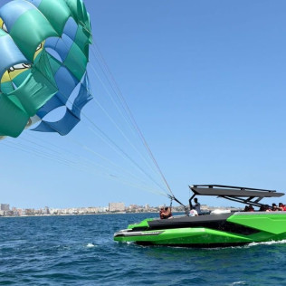 Parasailing (Aguadulce, Almería)