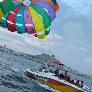 Parasailing (Aguadulce, Almería)
