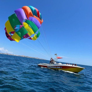 Parasailing (Aguadulce, Almería)