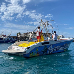 Parasailing (Villajoyosa, Alicante)